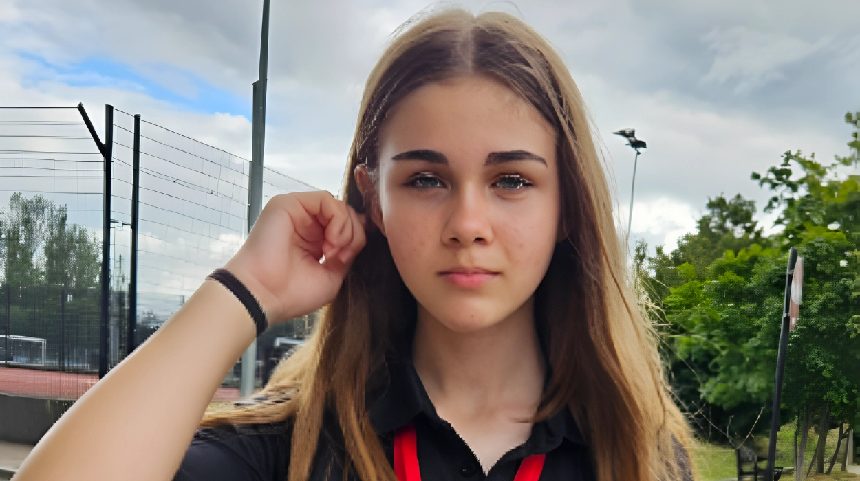 Met police appeal for Stratford Newham missing Elitsa aged 13